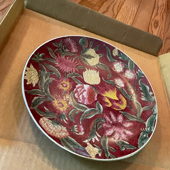 Dish - Picture 1 of 1